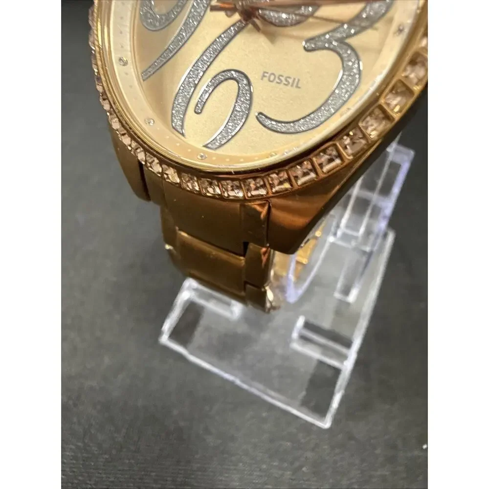 FOSSIL BQ-1096 Women’s Wristwatch New Battery! Looks And Runs Excellent!!! (B21)